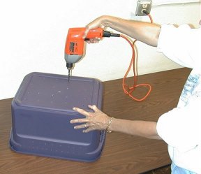 How To Build A Worm Bin the Cheap and Easy Way