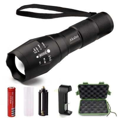 LED Tactical Flashlight Akaho 900 Lumen