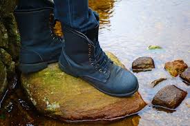 Top 10 Best Survival Boots for Preppers - Backdoor Survival