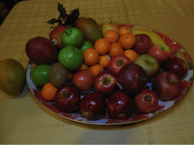 fruits apples oranges mango platter banana