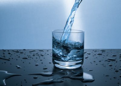 water cup glass pour
