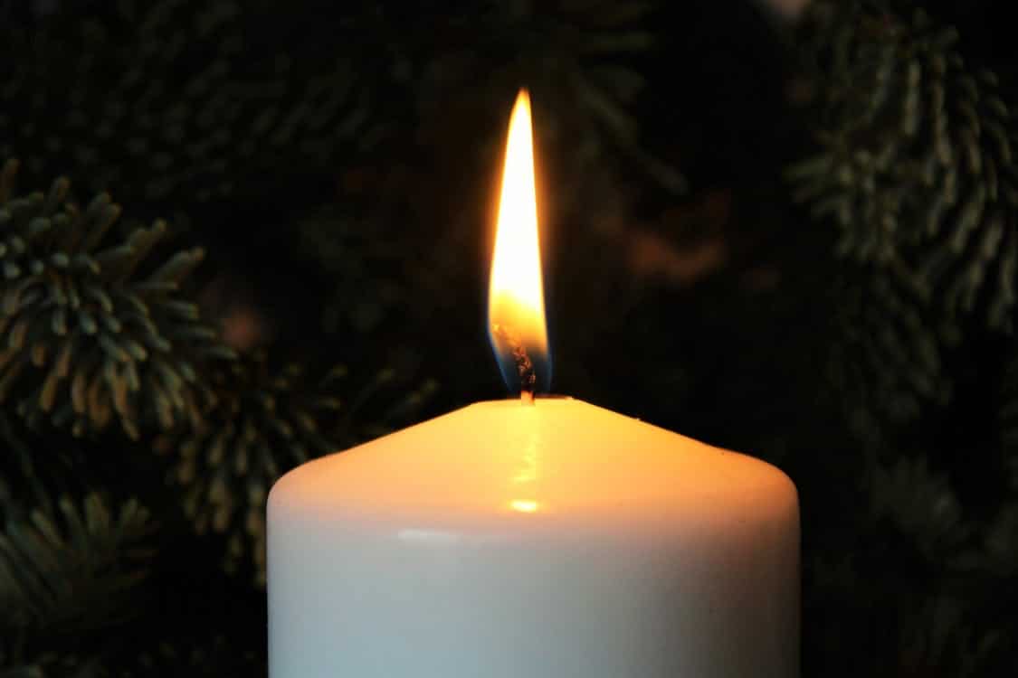 Emergency Candles for Preppers Backdoor Survival