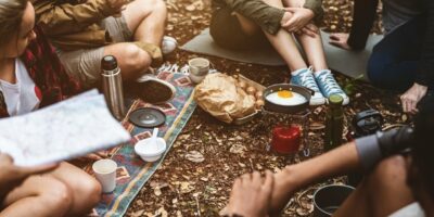 The Pros and Cons Of Prepper and Survival Groups For A Long Emergency